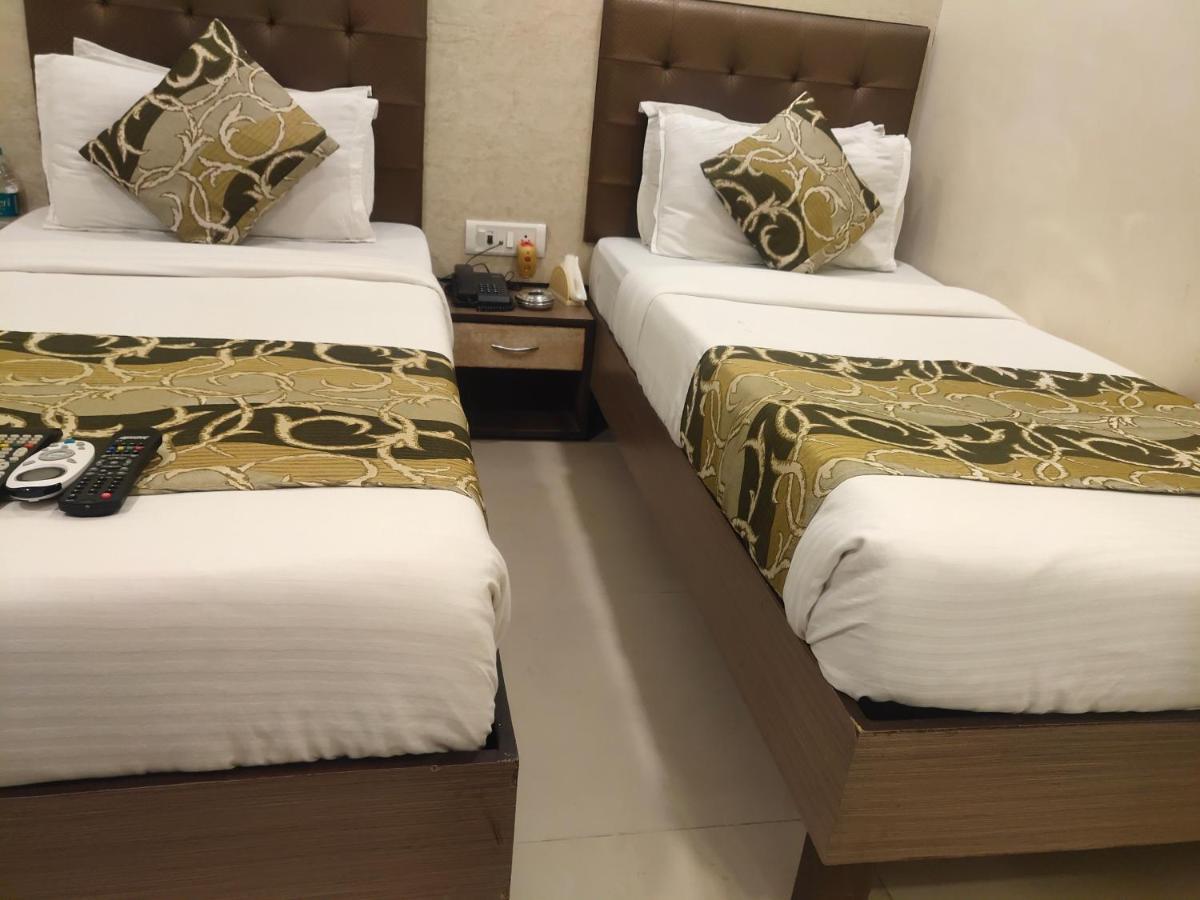 Hotel Golden Nest Popular Residency Mumbai Luaran gambar